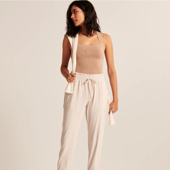 Abercrombie Crossback Sweater Knit Bodysuit Size Small NWT - Picture 3 of 6